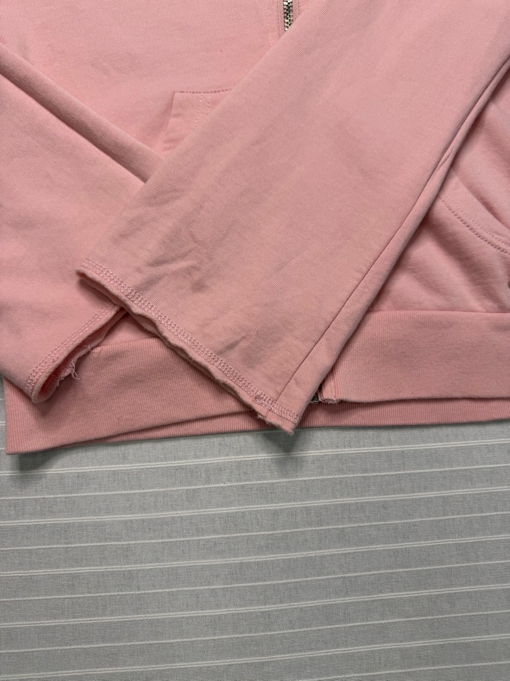 💕 Twisted Heart Pink Rhinestone Tracksuit Set – Size Small - Picture 9 of 14